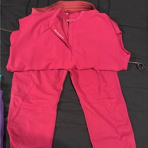 Figs dark magenta Kade cargo xl tall Rafaela xl top